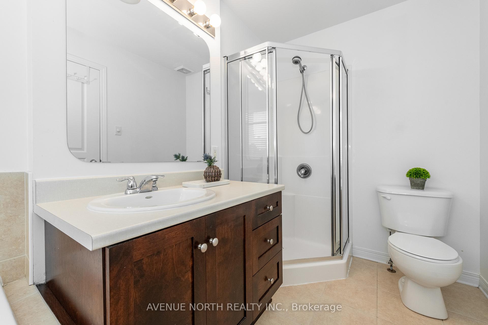 Photo 19 of 92 Encore Private, Ottawa, City View/Skyline/Fisher Heights/Parkwood Hills — HOMEH