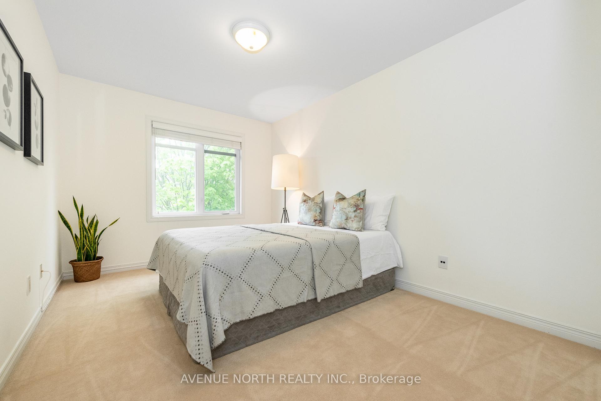 Photo 20 of 92 Encore Private, Ottawa, City View/Skyline/Fisher Heights/Parkwood Hills — HOMEH