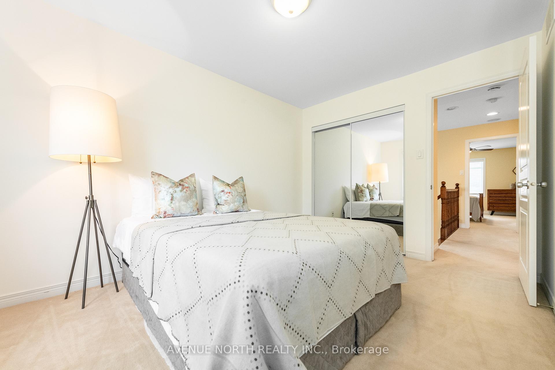 Photo 23 of 92 Encore Private, Ottawa, City View/Skyline/Fisher Heights/Parkwood Hills — HOMEH