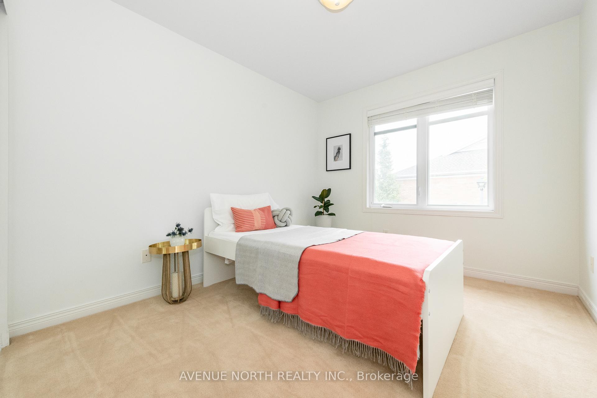 Photo 21 of 92 Encore Private, Ottawa, City View/Skyline/Fisher Heights/Parkwood Hills — HOMEH