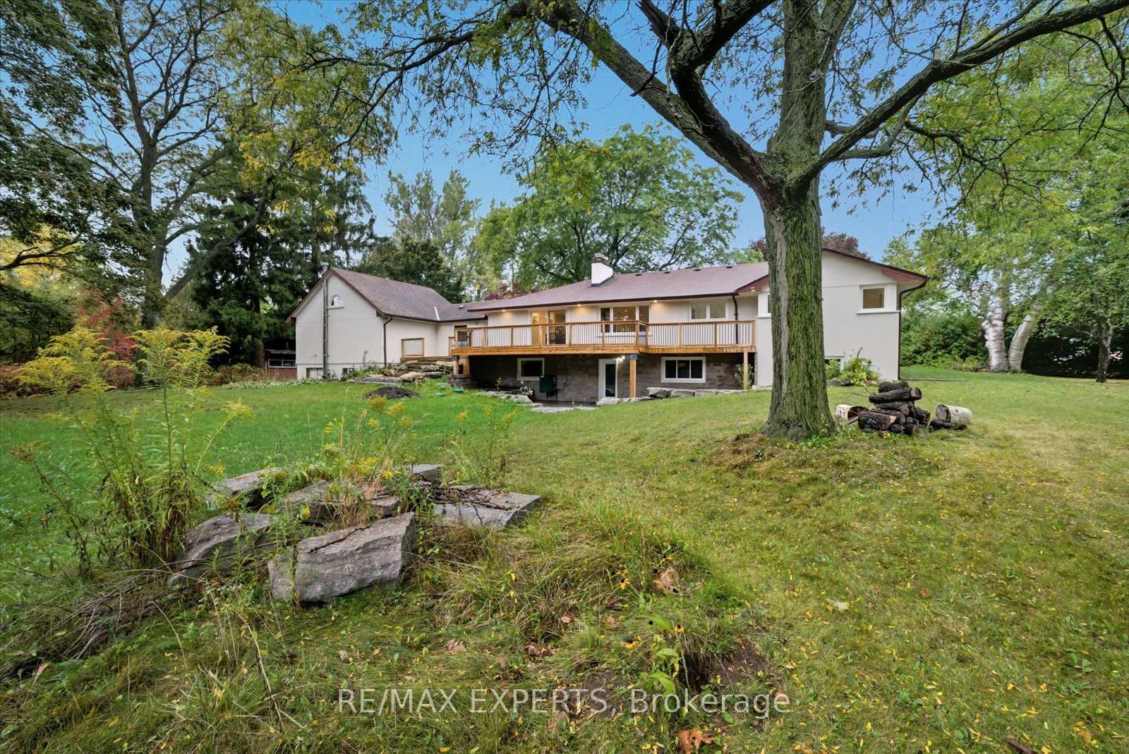 Photo 2 of 507 Mill Street S, Clarington, Newcastle — HOMEH