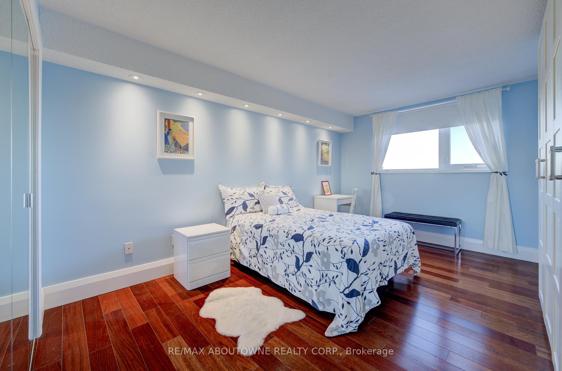 Photo 18 of Unit 1006, 260 Scarlett Road, Toronto, Rockcliffe-Smythe — HOMEH