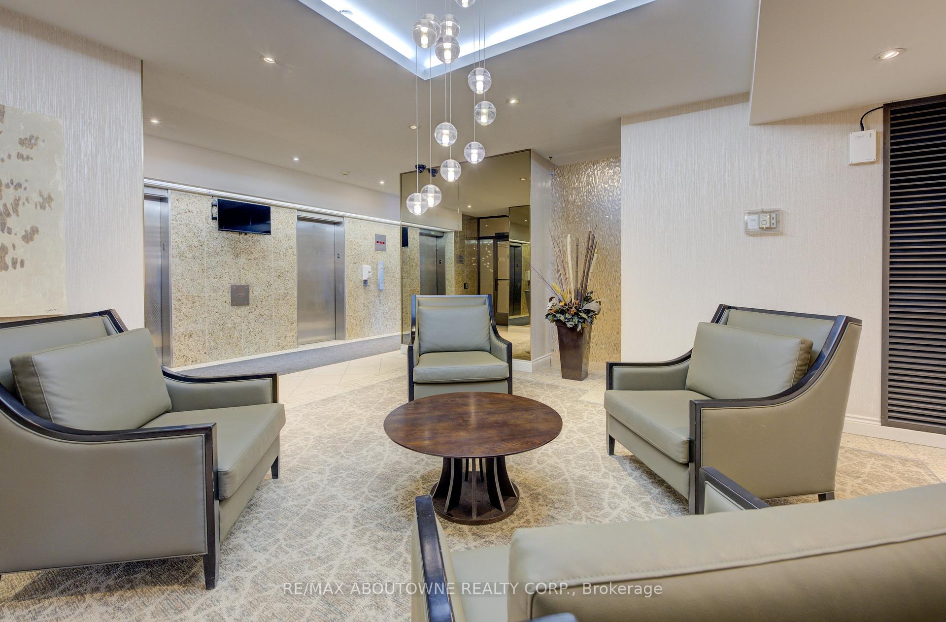 Photo 21 of Unit 1006, 260 Scarlett Road, Toronto, Rockcliffe-Smythe — HOMEH