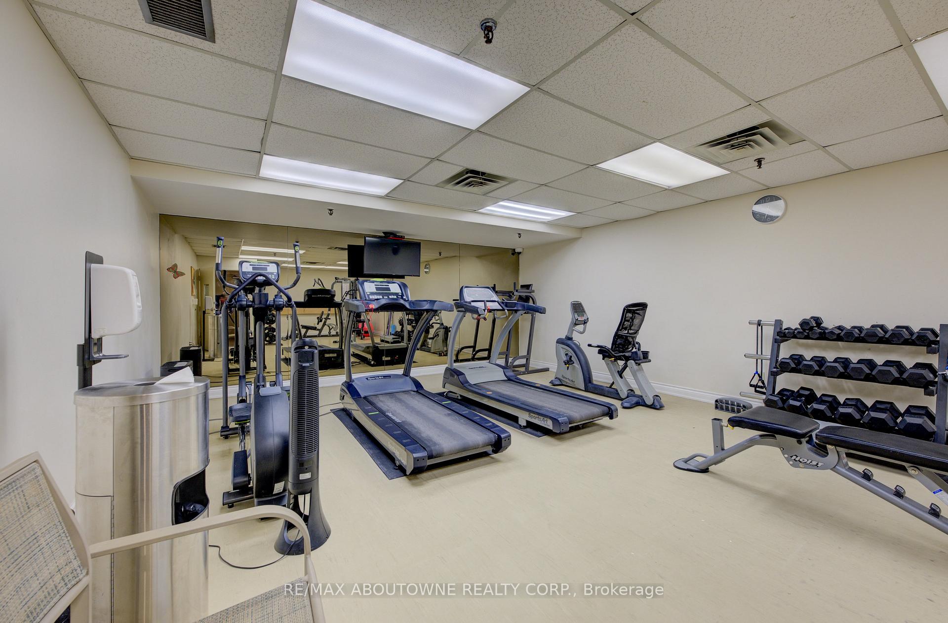 Photo 25 of Unit 1006, 260 Scarlett Road, Toronto, Rockcliffe-Smythe — HOMEH