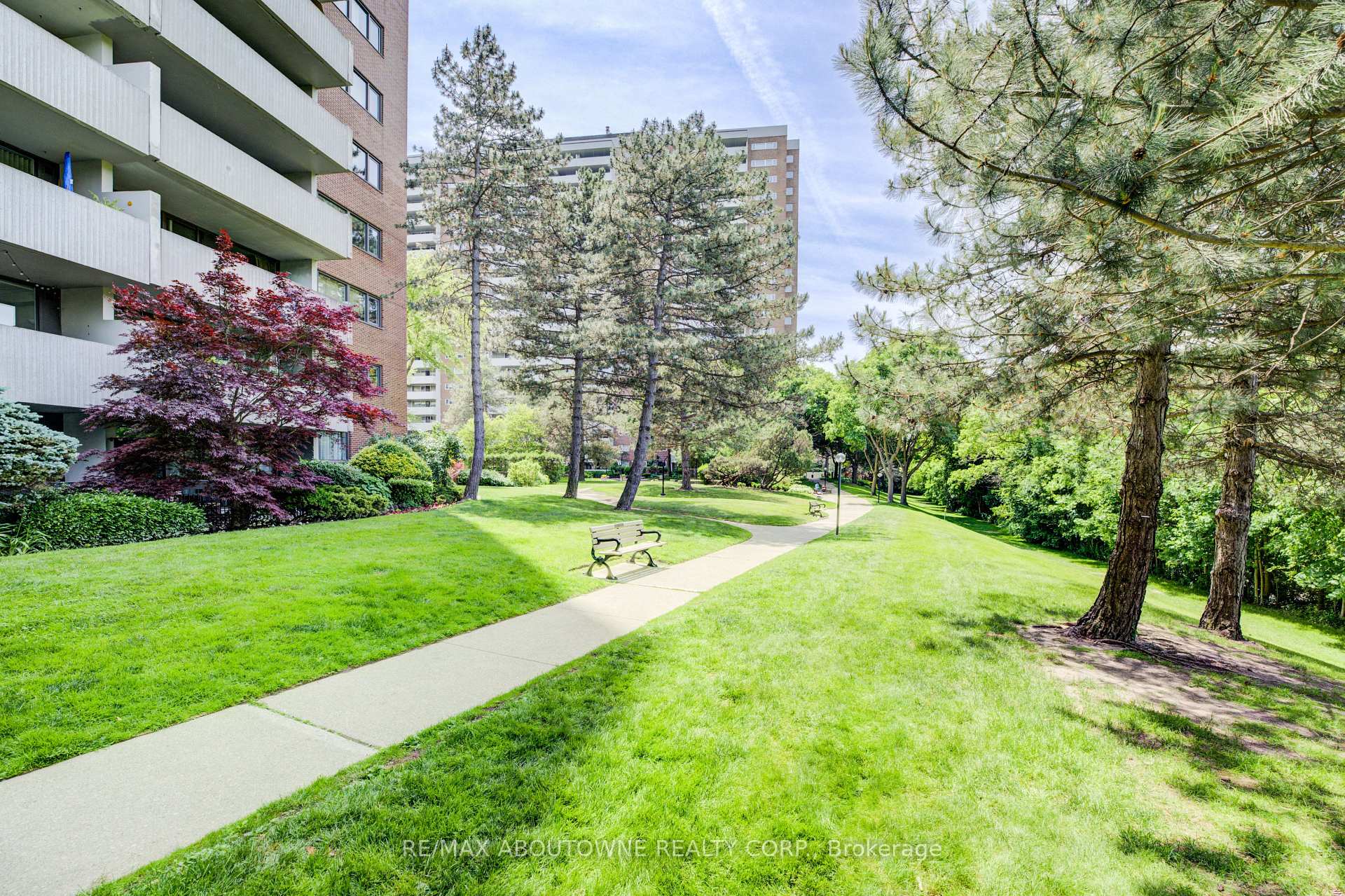 Photo 38 of Unit 1006, 260 Scarlett Road, Toronto, Rockcliffe-Smythe — HOMEH