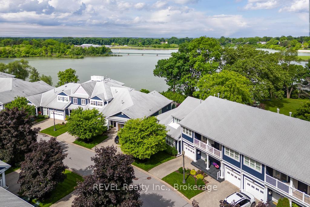 Photo 3 of Unit 6, 88 Lakeport Road, St. Catharines, Port Dalhousie — HOMEH