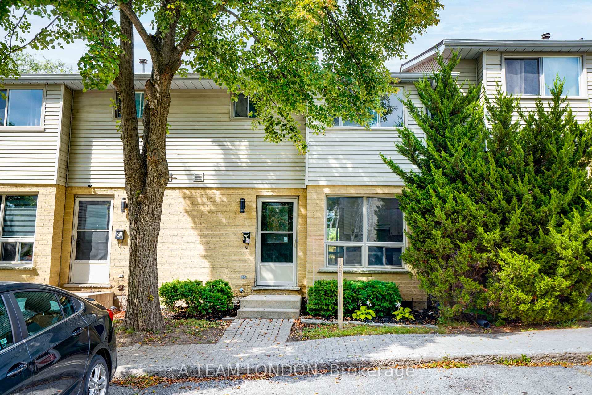 Front of Unit 64, 35 Waterman Avenue
