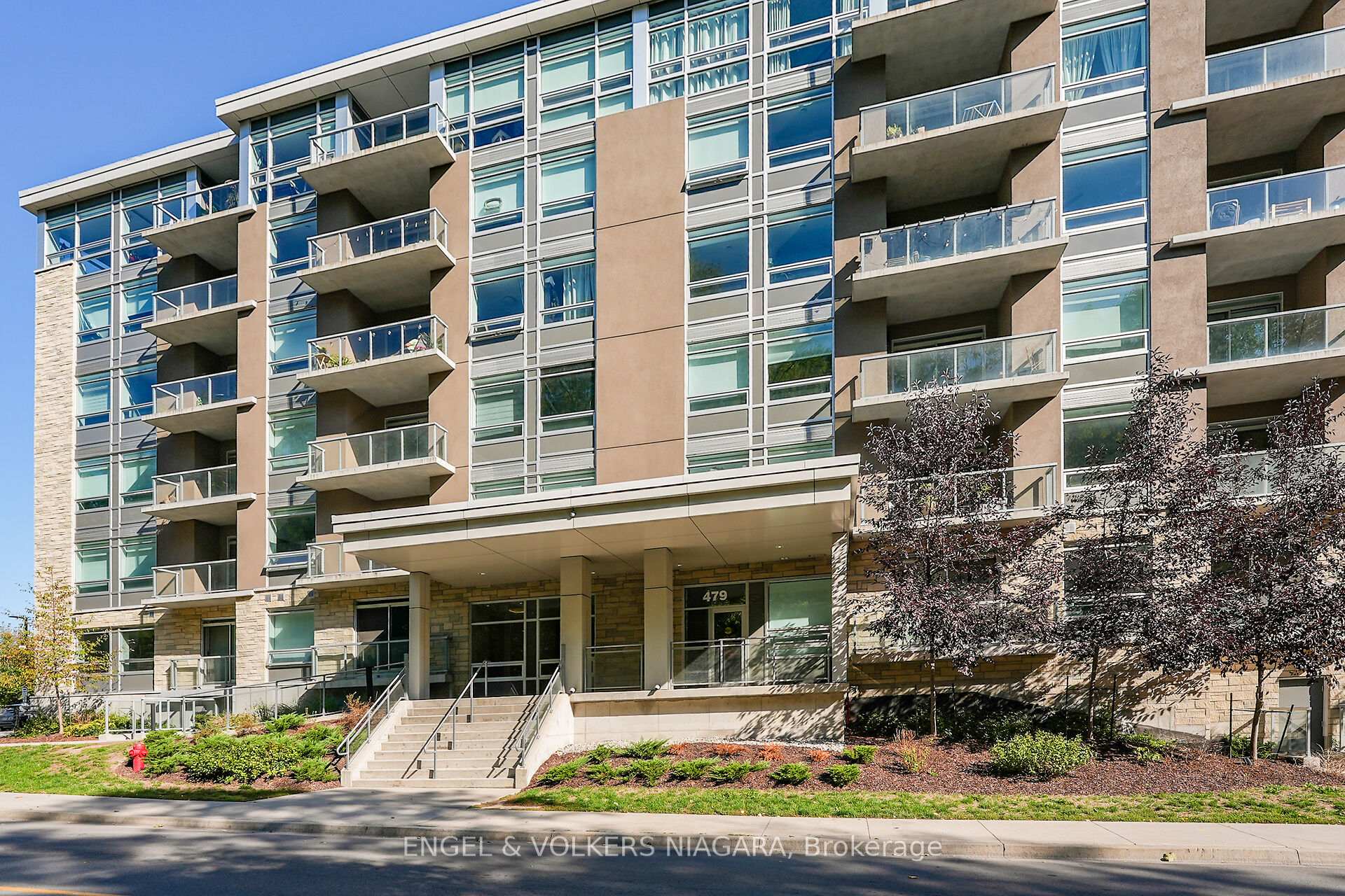 Photo 3 of Unit 106, 479 Charlton Avenue E, Hamilton, Stinson — HOMEH