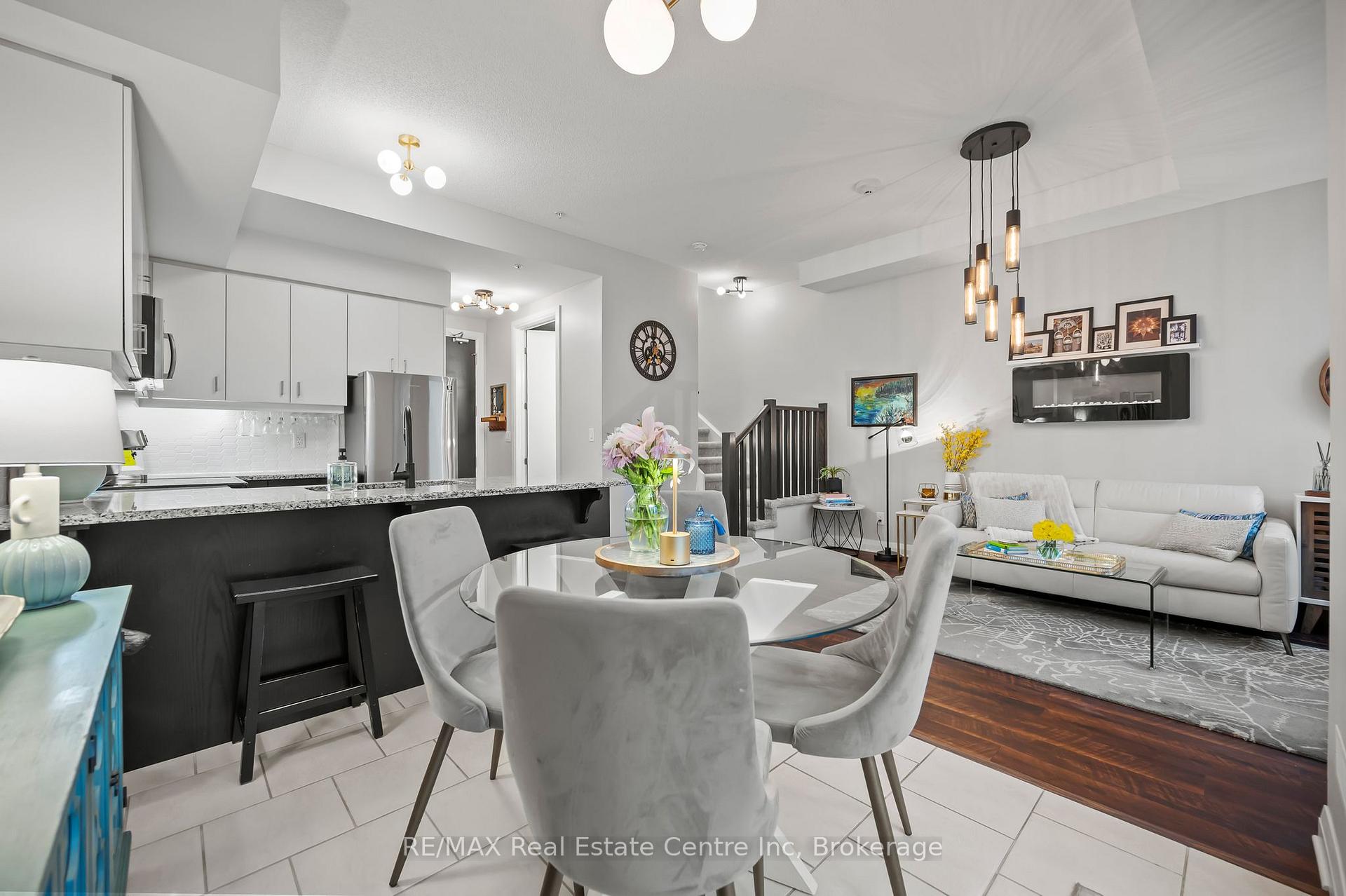 Photo 4 of Unit AT6, 53 Arthur Street S, Guelph, St. Patrick's Ward — HOMEH