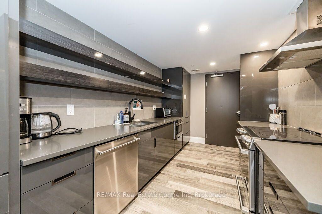 Photo 41 of Unit AT6, 53 Arthur Street S, Guelph, St. Patrick's Ward — HOMEH