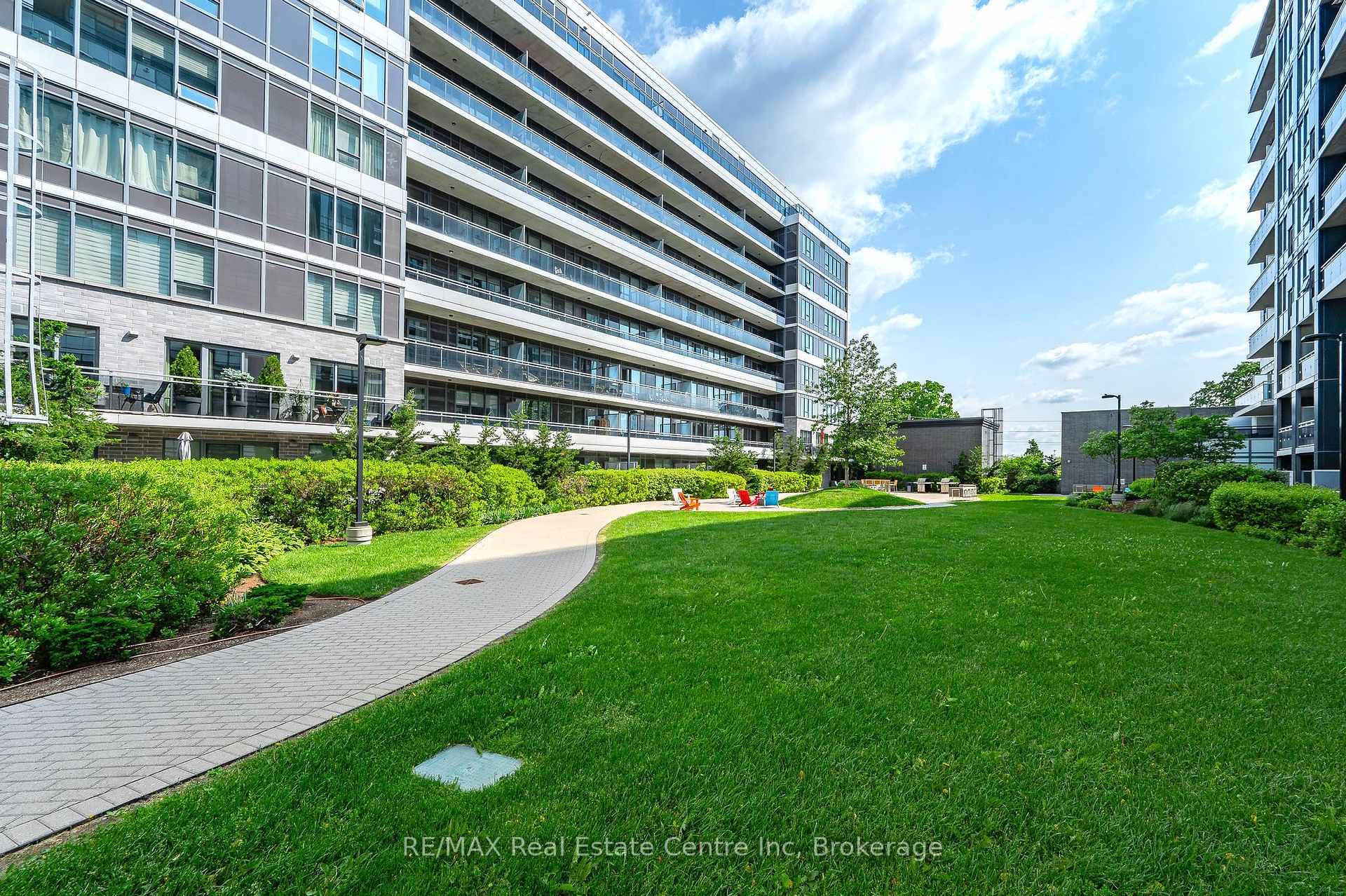 Photo 45 of Unit AT6, 53 Arthur Street S, Guelph, St. Patrick's Ward — HOMEH
