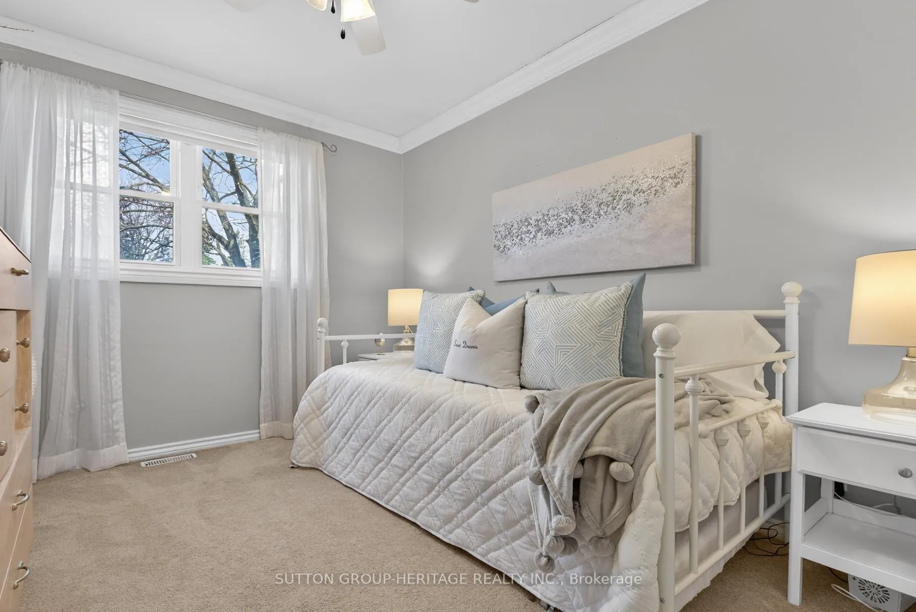 Photo 32 of 762 Clifton Drive, Oshawa, Centennial — HOMEH