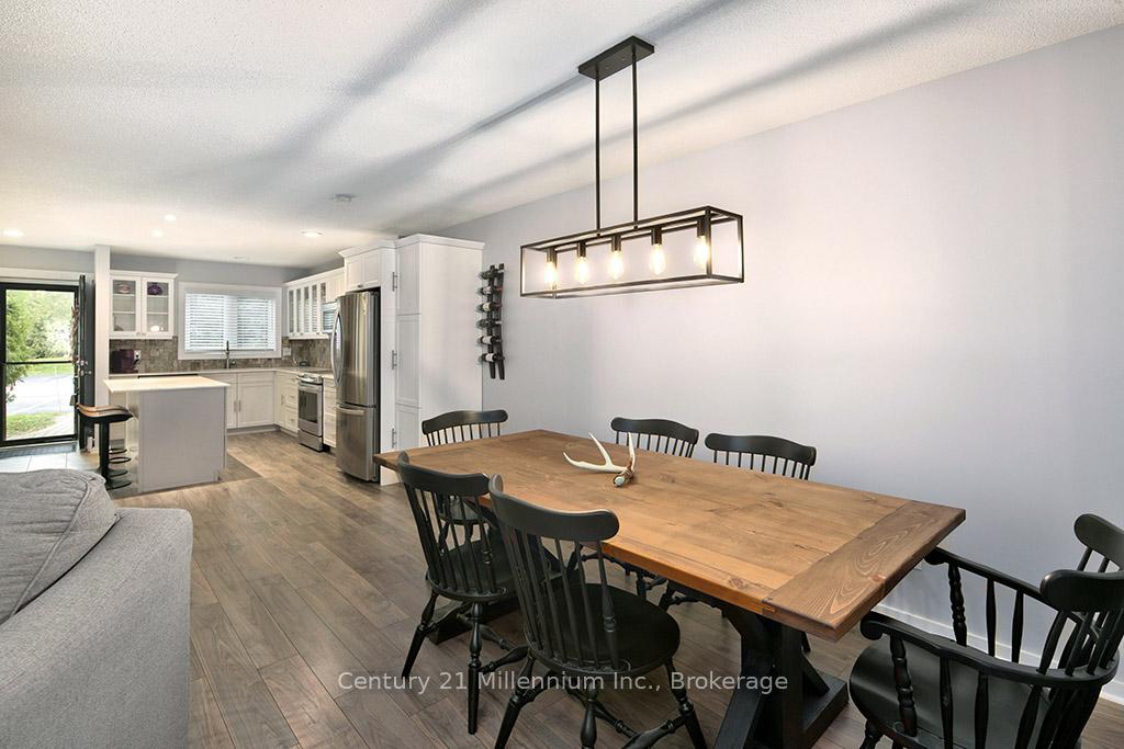 Photo 12 of 545 Oxbow Crescent, Collingwood — HOMEH