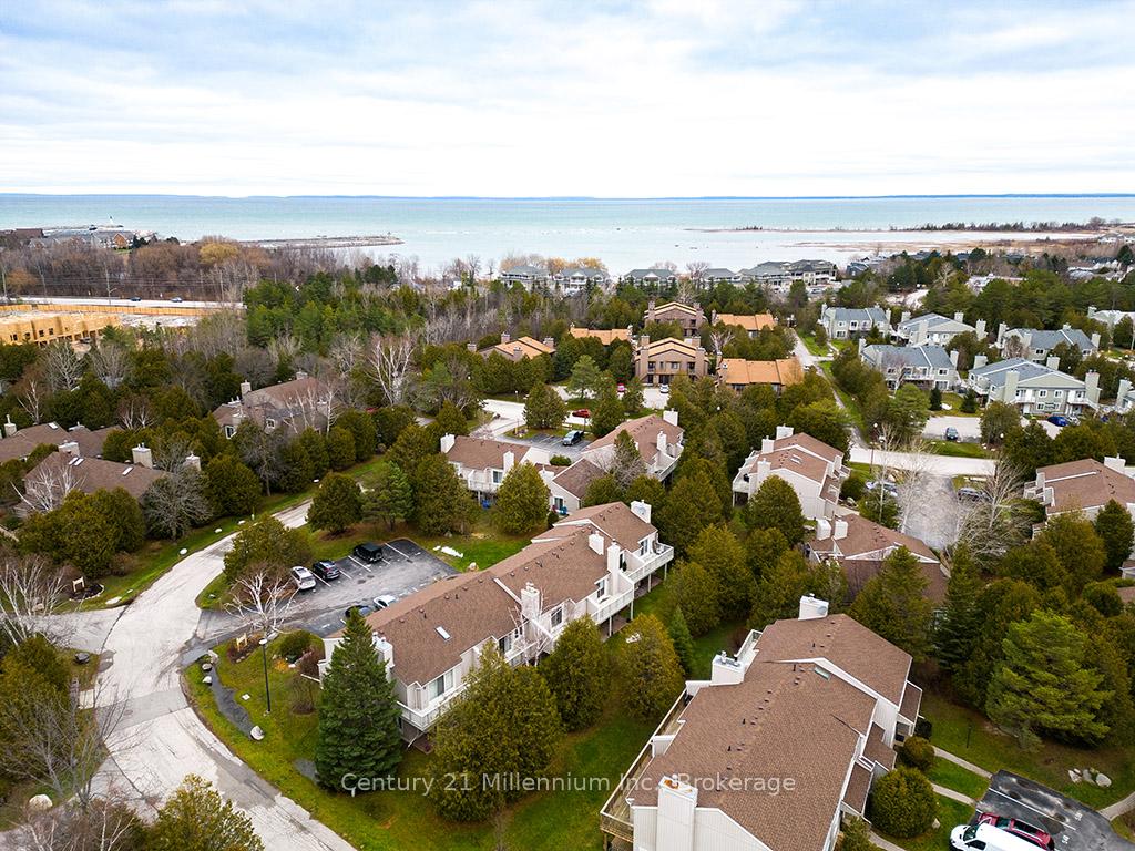 Photo 25 of 545 Oxbow Crescent, Collingwood — HOMEH