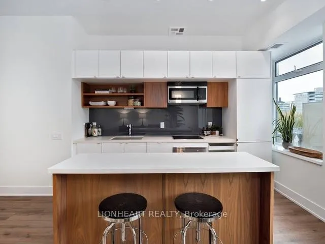 Photo 9 of Unit 605, 111 St Clair Avenue W, Toronto, Yonge-St. Clair — HOMEH
