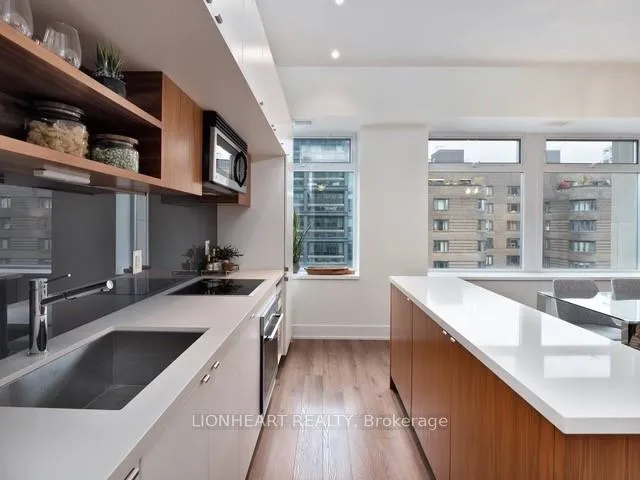 Photo 11 of Unit 605, 111 St Clair Avenue W, Toronto, Yonge-St. Clair — HOMEH