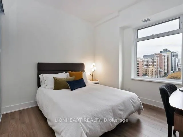 Photo 14 of Unit 605, 111 St Clair Avenue W, Toronto, Yonge-St. Clair — HOMEH