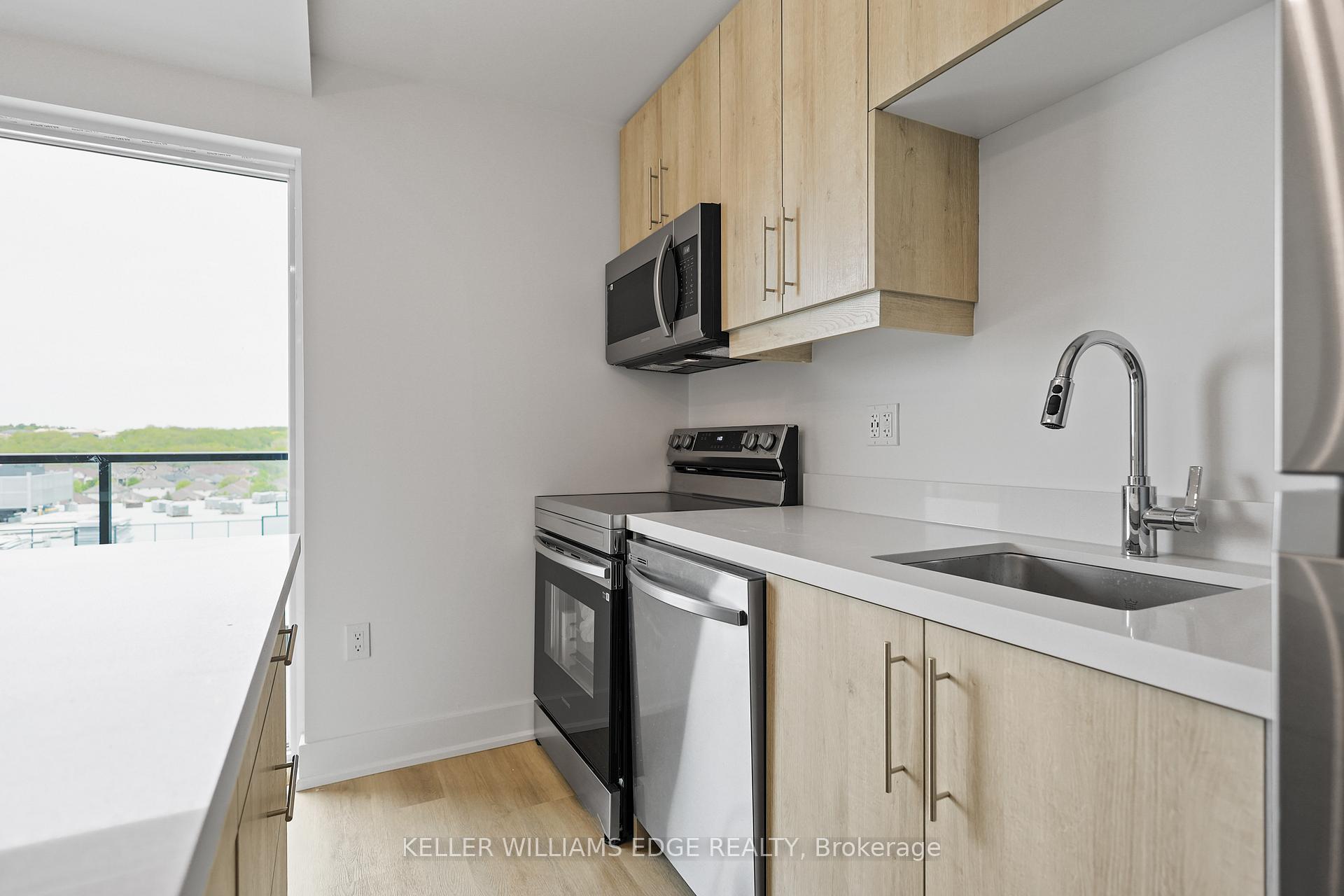 Photo 17 of Unit 711, 401 Shellard Lane, Brant, Brantford Twp — HOMEH