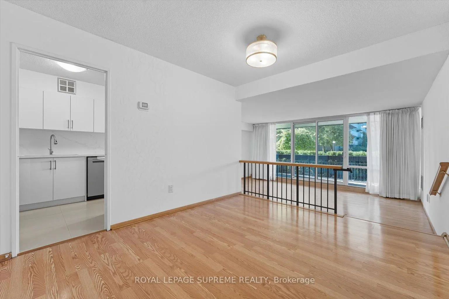 Photo 2 of Unit 107, 270 Scarlett Road, Toronto, Rockcliffe-Smythe — HOMEH