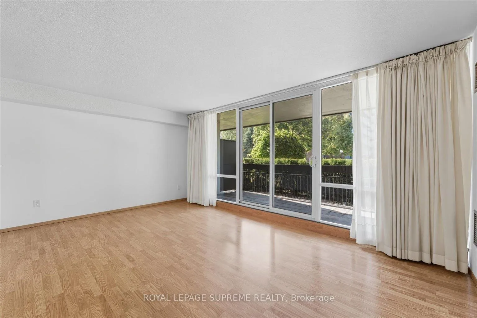 Photo 12 of Unit 107, 270 Scarlett Road, Toronto, Rockcliffe-Smythe — HOMEH