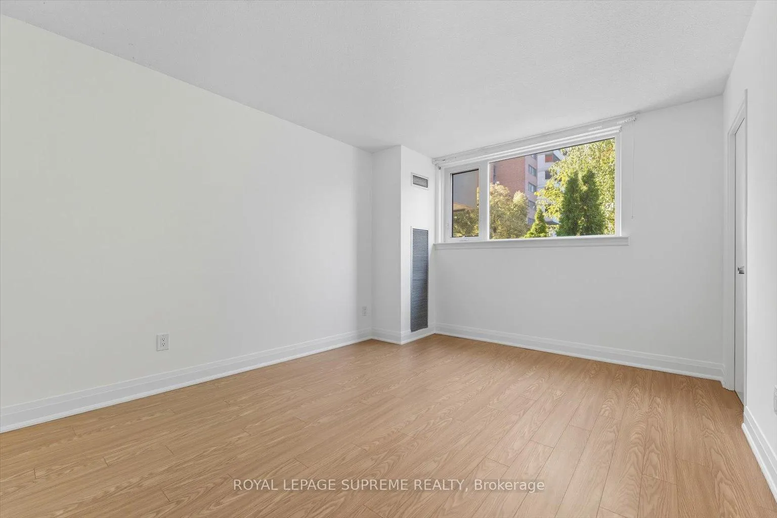 Photo 21 of Unit 107, 270 Scarlett Road, Toronto, Rockcliffe-Smythe — HOMEH