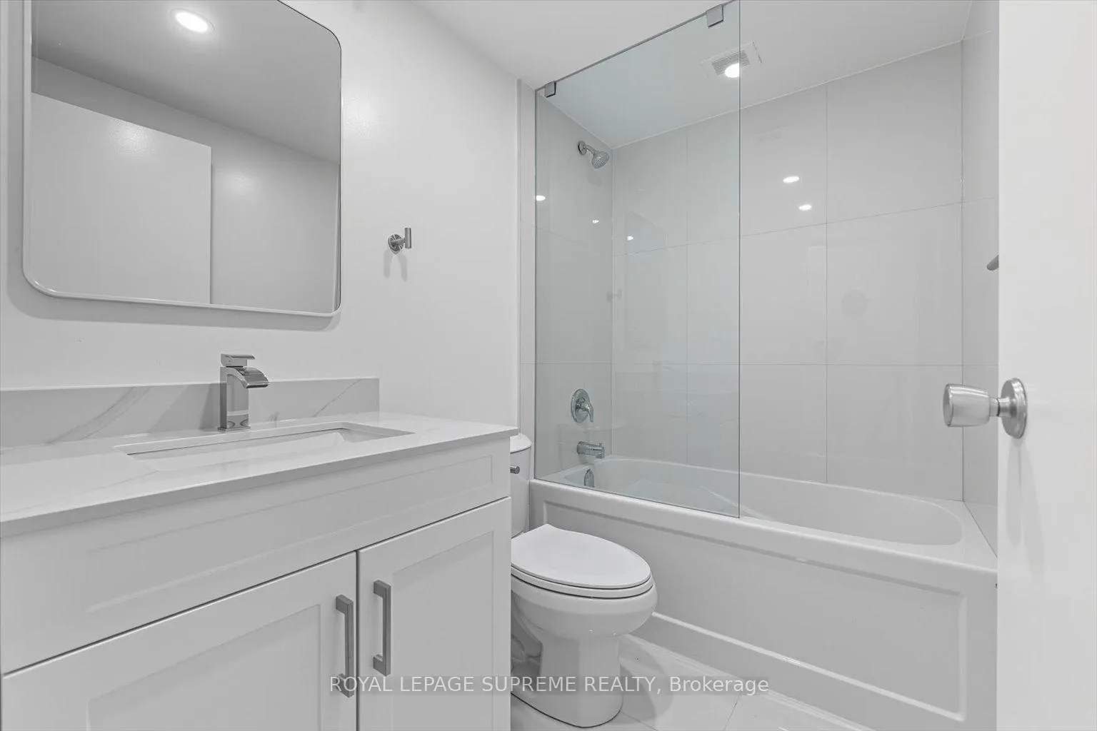 Photo 27 of Unit 107, 270 Scarlett Road, Toronto, Rockcliffe-Smythe — HOMEH