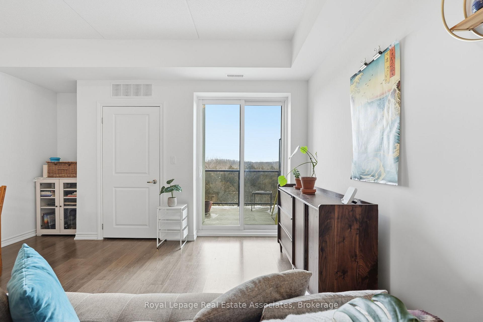 Photo 17 of Unit 410, 1284 Gordon Street, Guelph, Kortright East — HOMEH