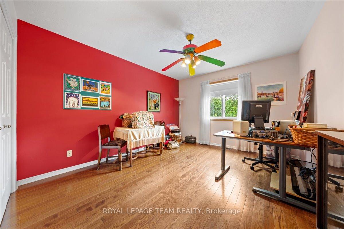 Photo 32 of 17 Stonehedge Parkway, Ottawa, Bayshore — HOMEH