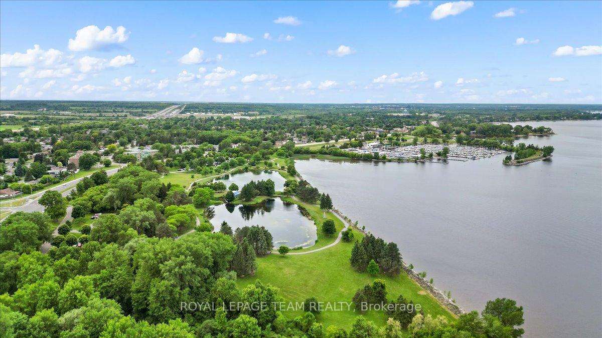 Photo 50 of 17 Stonehedge Parkway, Ottawa, Bayshore — HOMEH