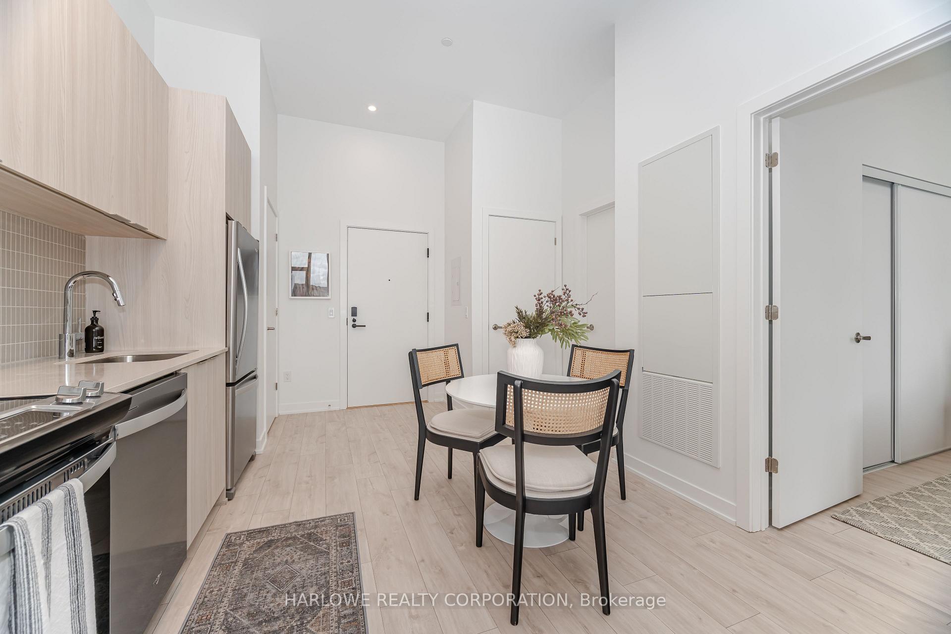 Photo 18 of Unit 112, 720 Whitlock Avenue, Milton, Cobban — HOMEH