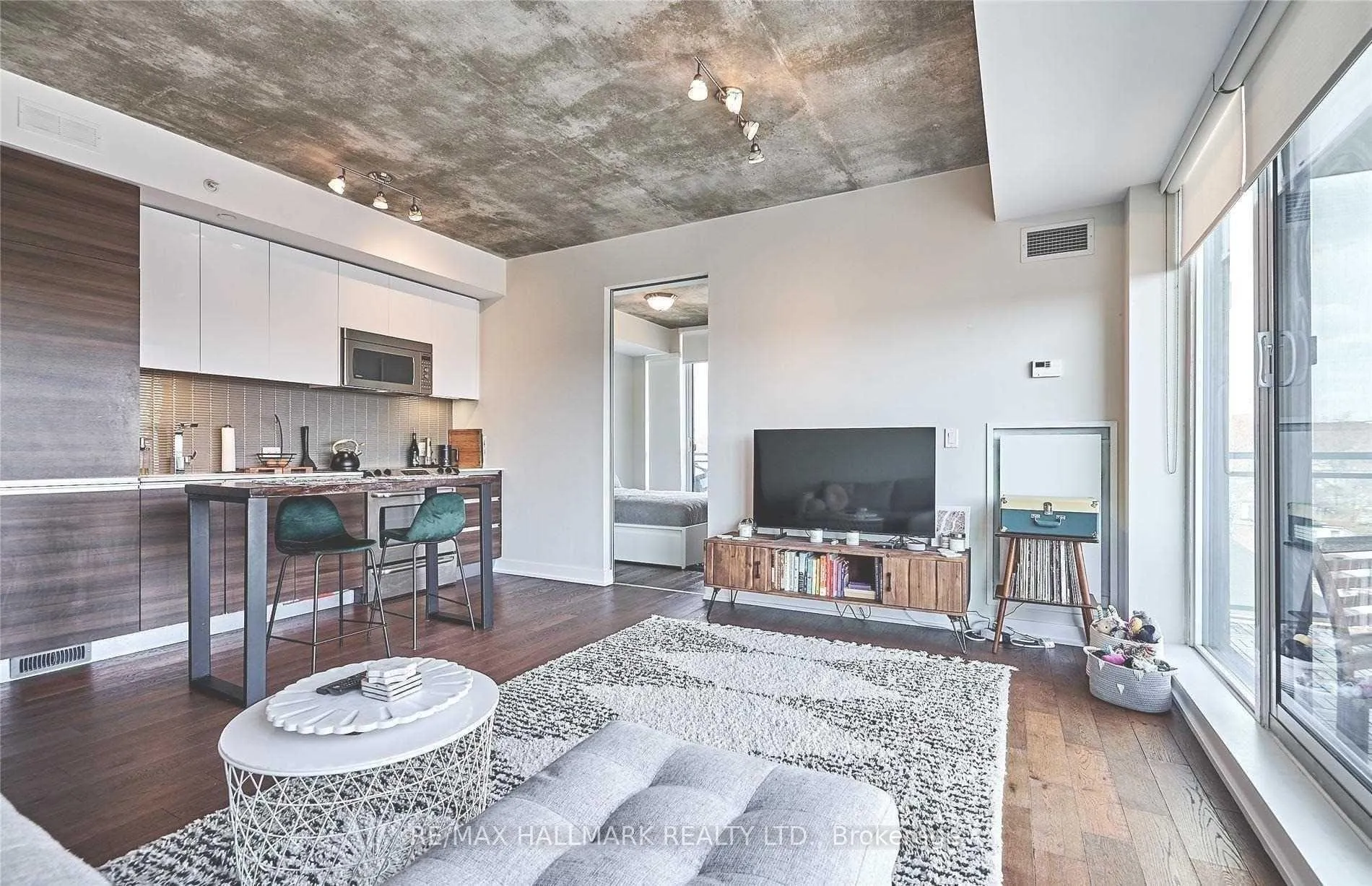 Photo 4 of Unit 602, 1238 Dundas Street E, Toronto, South Riverdale — HOMEH
