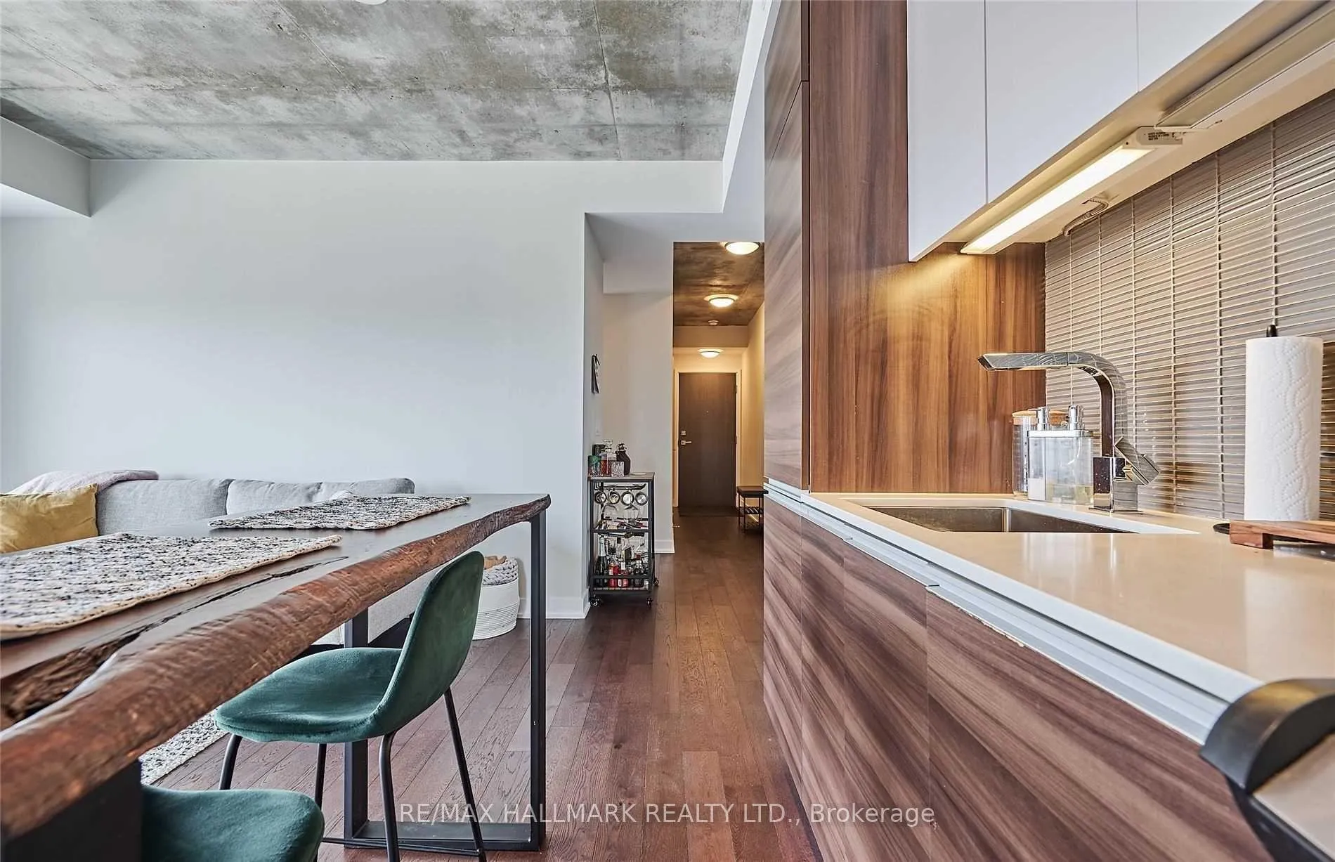 Photo 10 of Unit 602, 1238 Dundas Street E, Toronto, South Riverdale — HOMEH