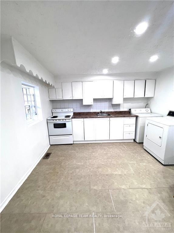 Photo 4 of Unit 2, 69 Norman Street, Ottawa, West Centre Town — HOMEH