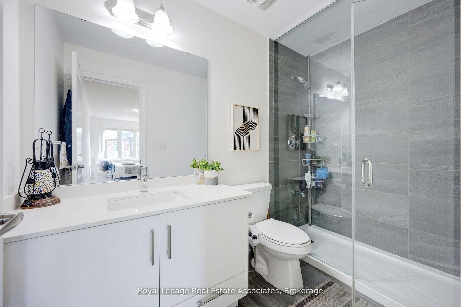 Photo 28 of 13 Quinton Ridge, Brampton, Bram West — HOMEH