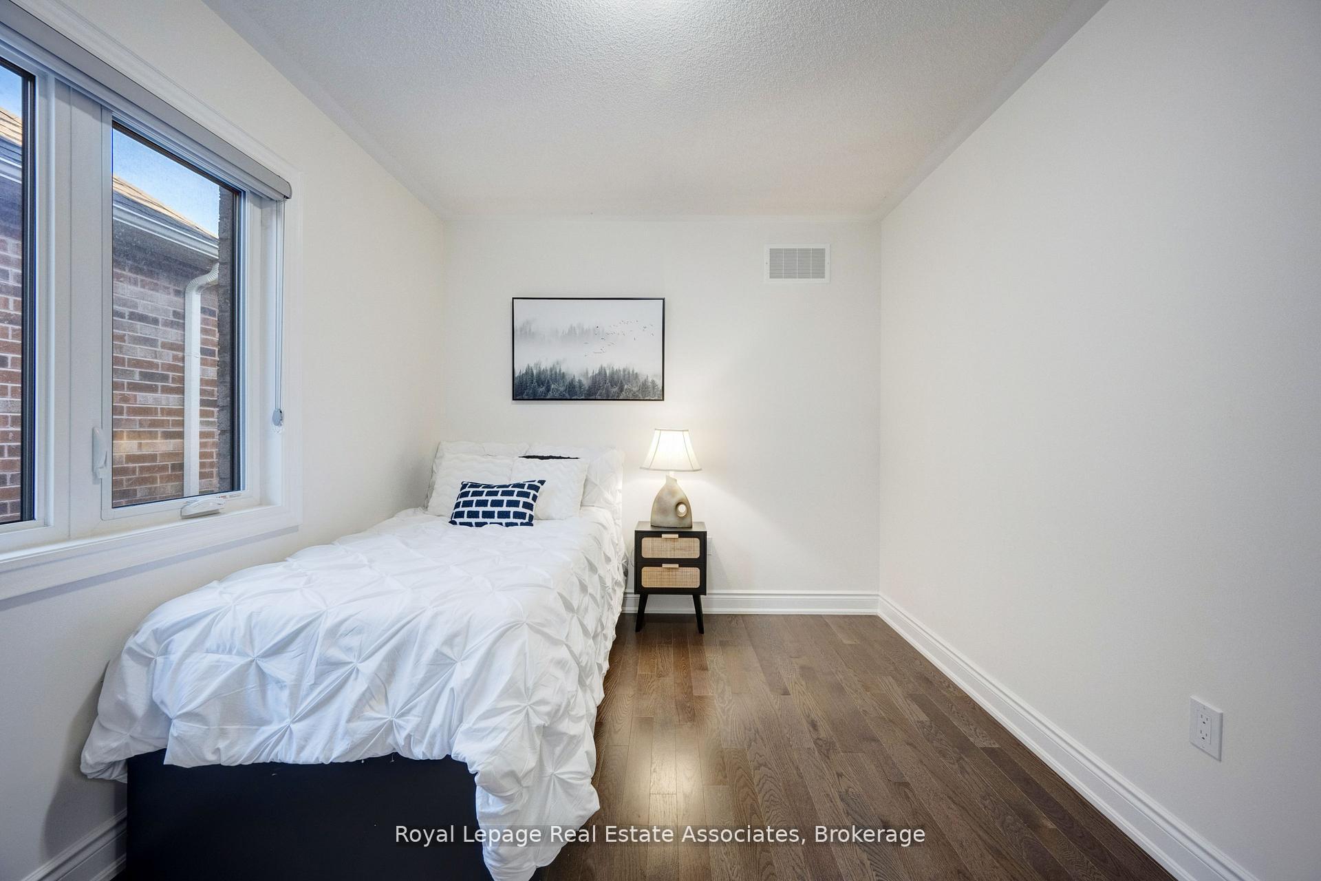 Photo 34 of 13 Quinton Ridge, Brampton, Bram West — HOMEH