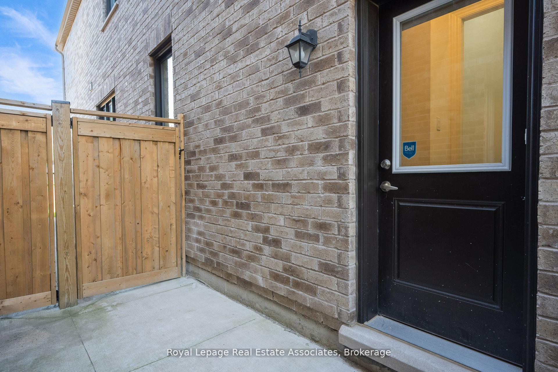 Photo 41 of 13 Quinton Ridge, Brampton, Bram West — HOMEH