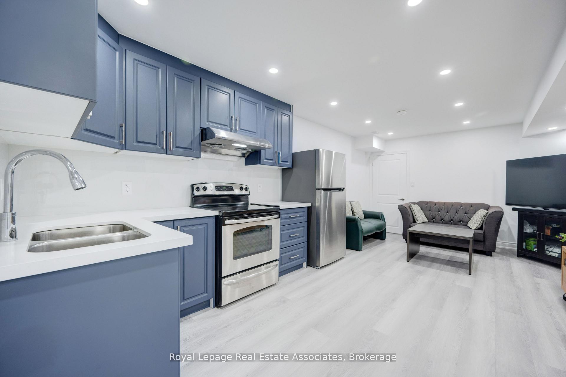 Photo 39 of 13 Quinton Ridge, Brampton, Bram West — HOMEH