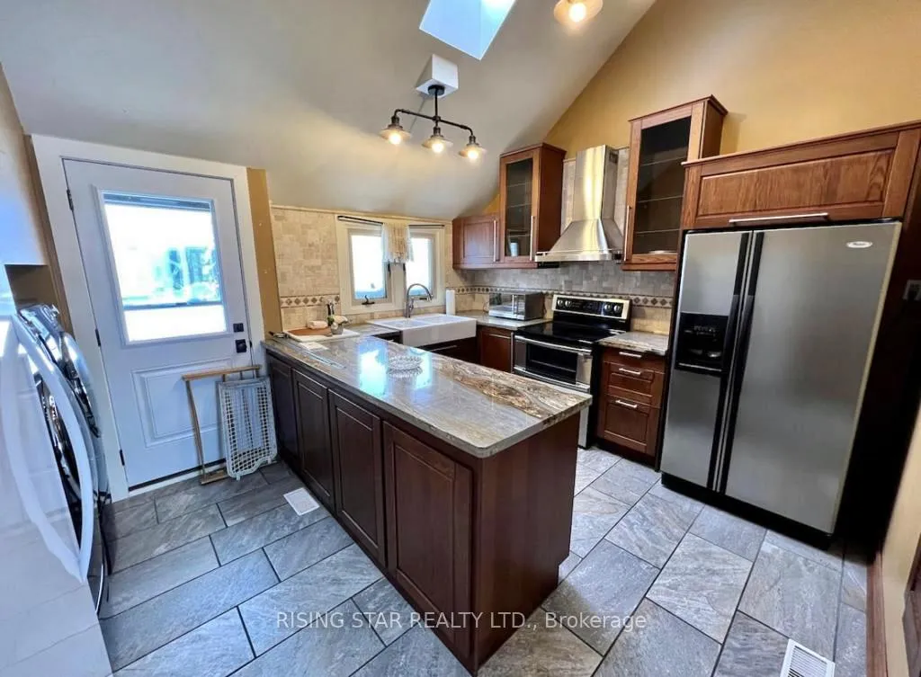 Photo 5 of 50 Mary Street, Caledon, Rural Caledon — HOMEH