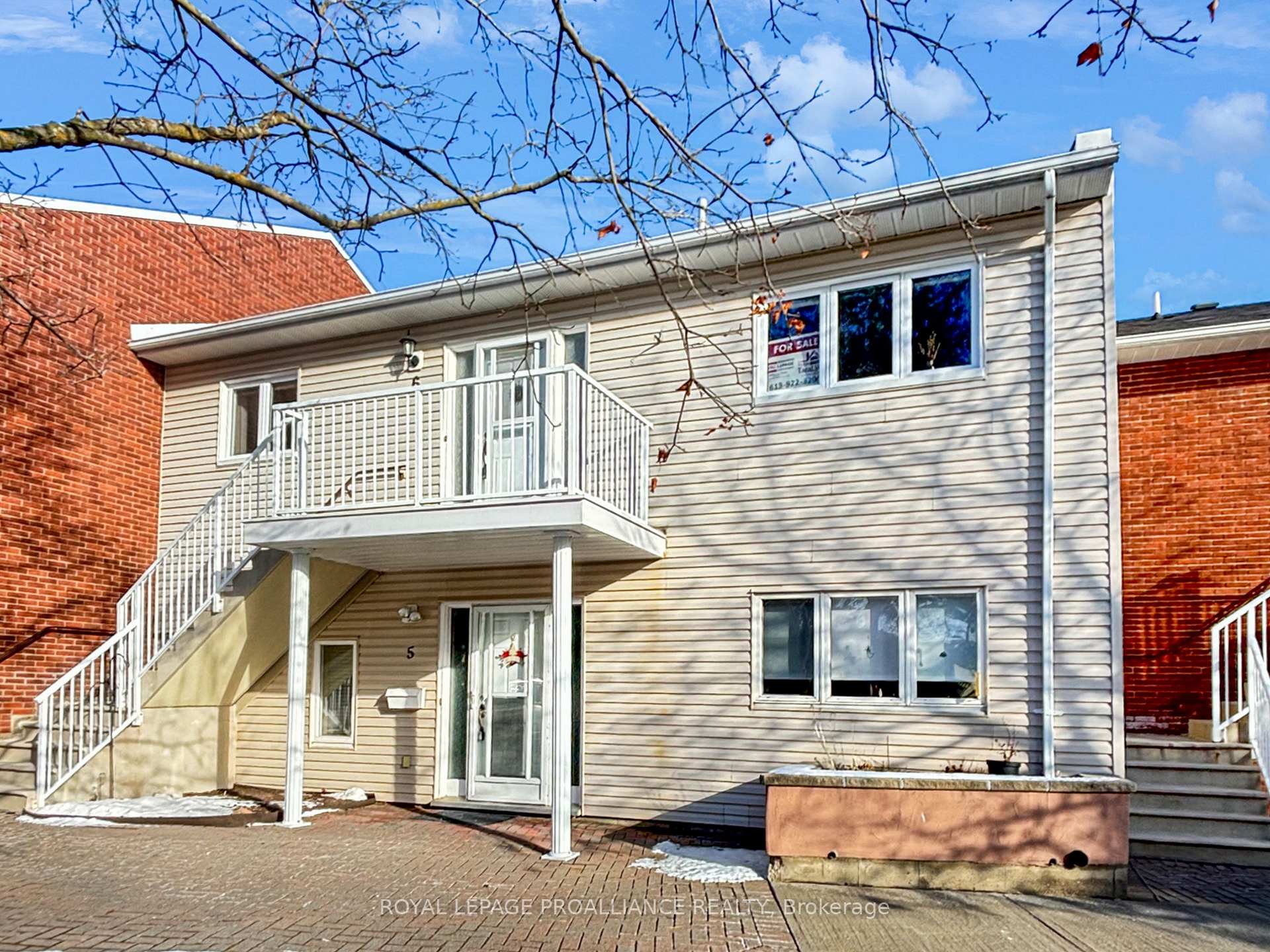 Photo 2 of Unit 6, 179 Herchimer Avenue, Belleville, Belleville Ward — HOMEH