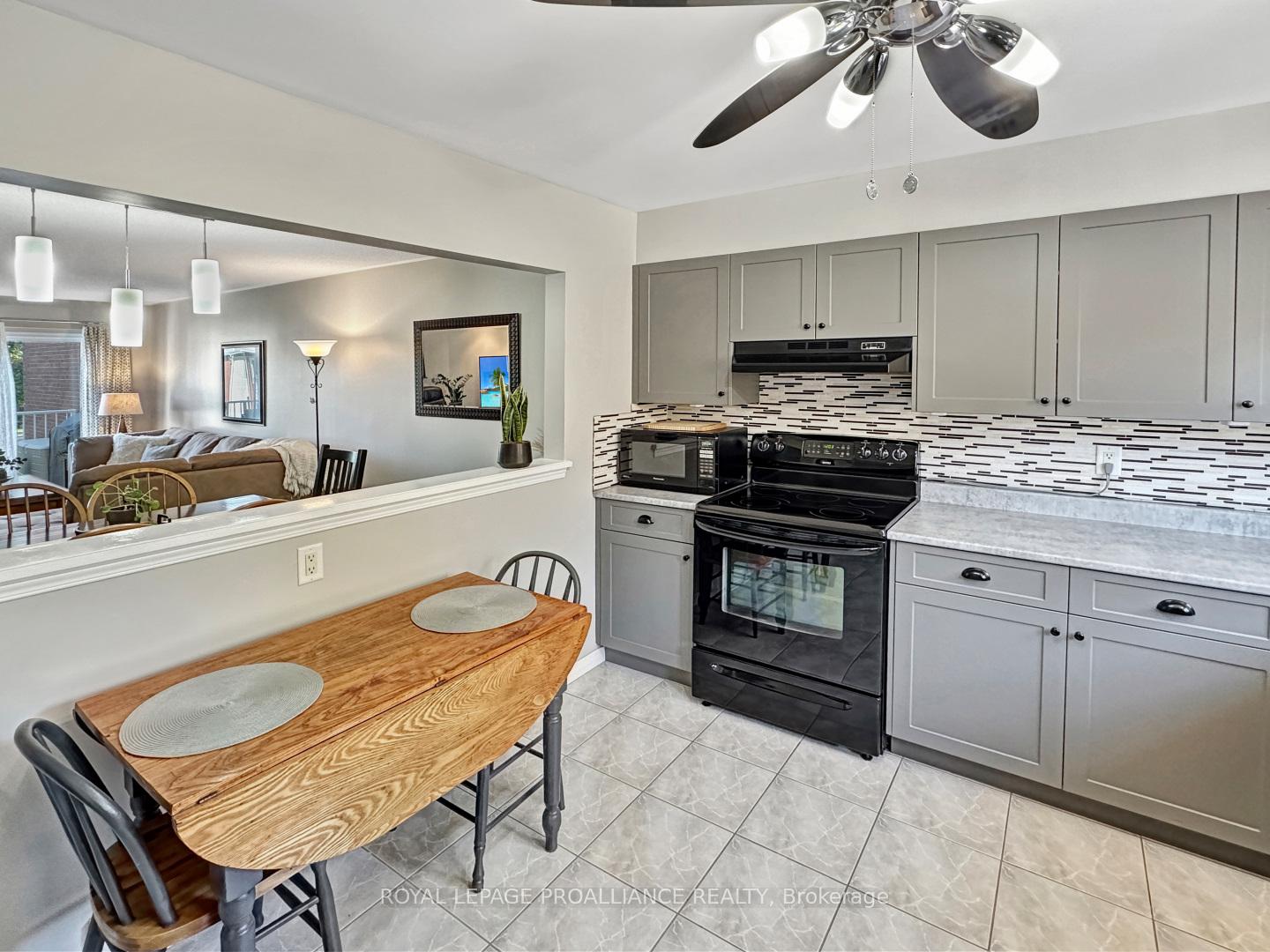 Photo 5 of Unit 6, 179 Herchimer Avenue, Belleville, Belleville Ward — HOMEH