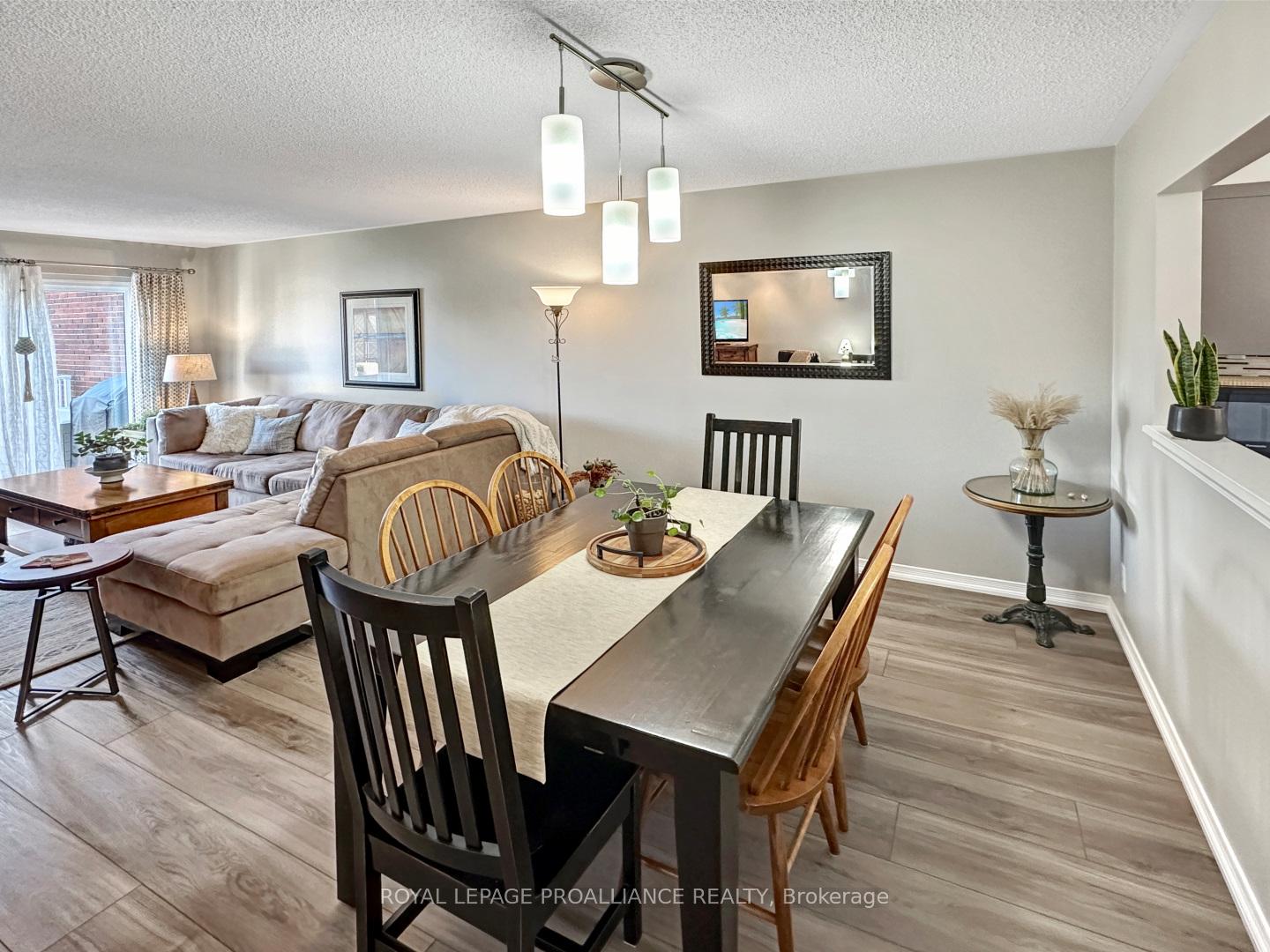 Photo 8 of Unit 6, 179 Herchimer Avenue, Belleville, Belleville Ward — HOMEH