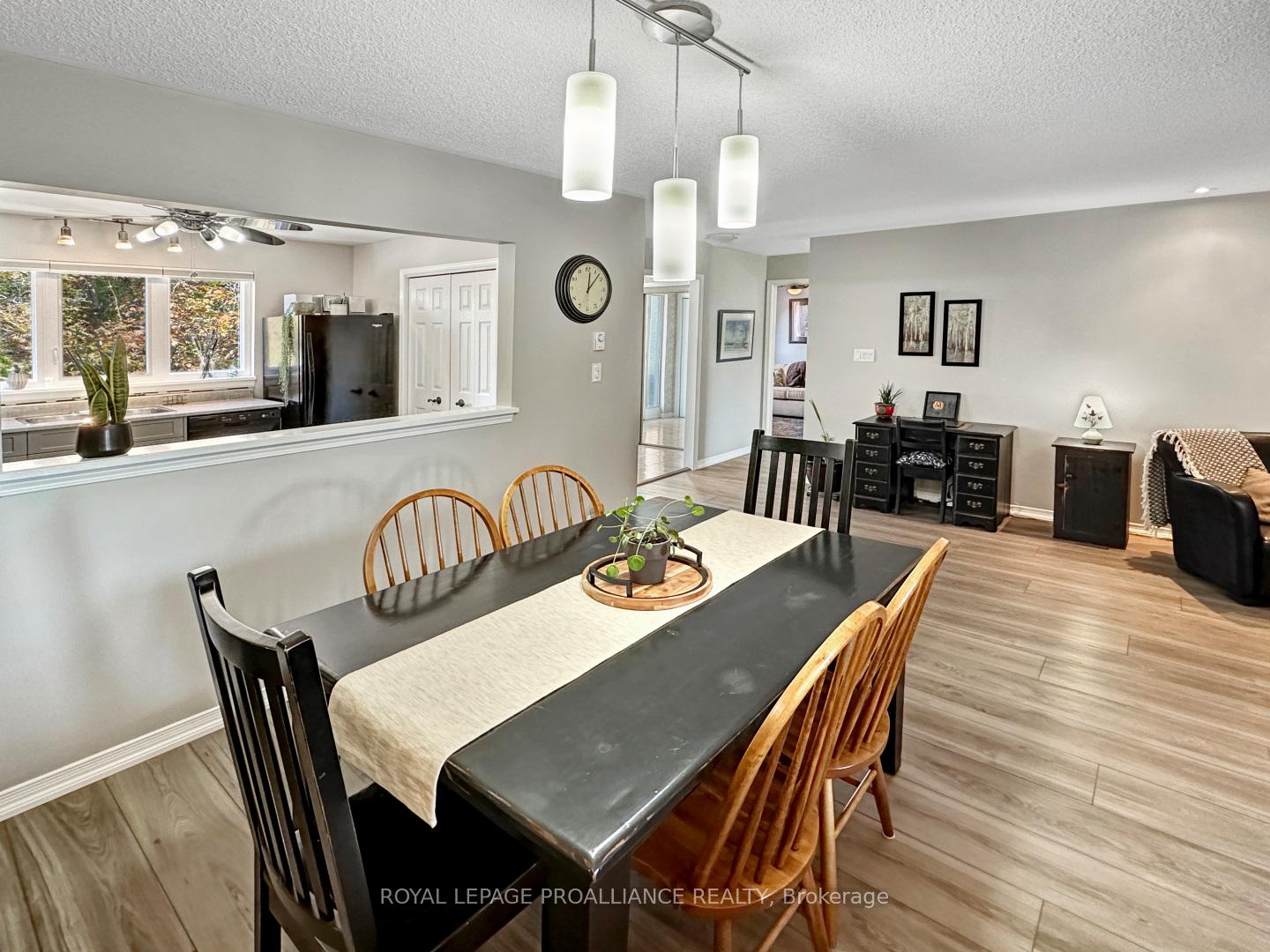 Photo 10 of Unit 6, 179 Herchimer Avenue, Belleville, Belleville Ward — HOMEH