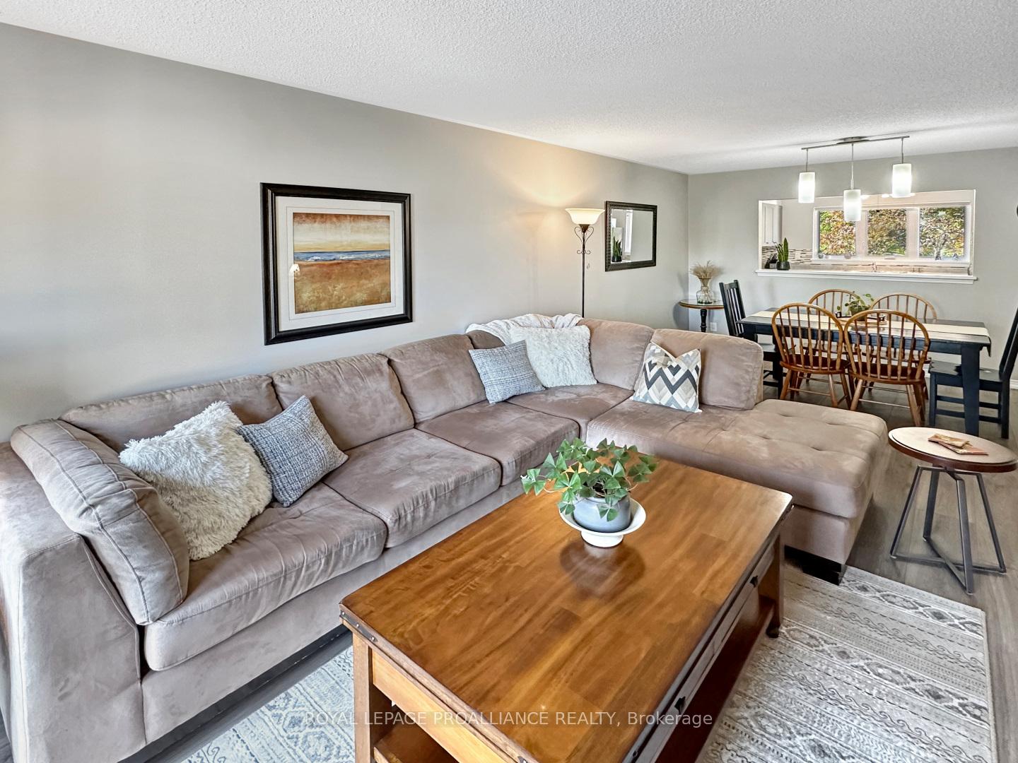 Photo 14 of Unit 6, 179 Herchimer Avenue, Belleville, Belleville Ward — HOMEH