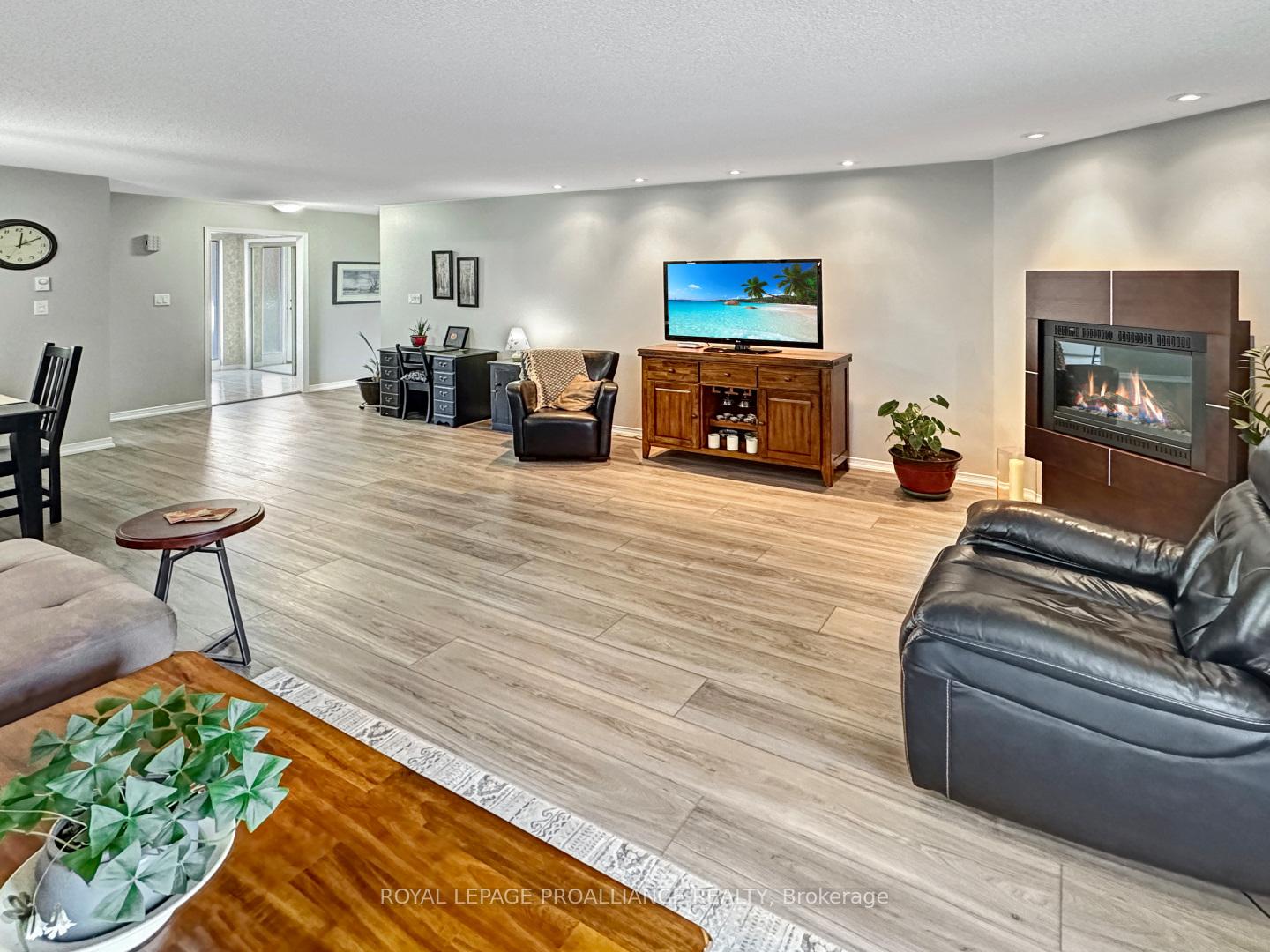 Photo 15 of Unit 6, 179 Herchimer Avenue, Belleville, Belleville Ward — HOMEH