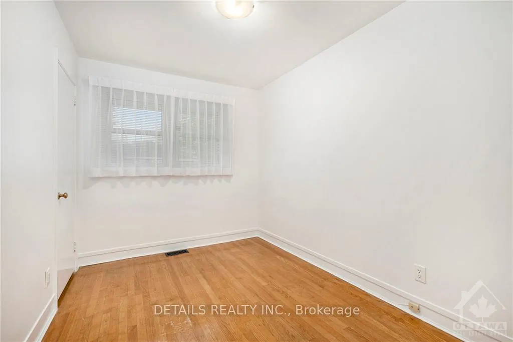 Photo 16 of 2090 Prince Charles Road, Ottawa, Carlingwood — HOMEH