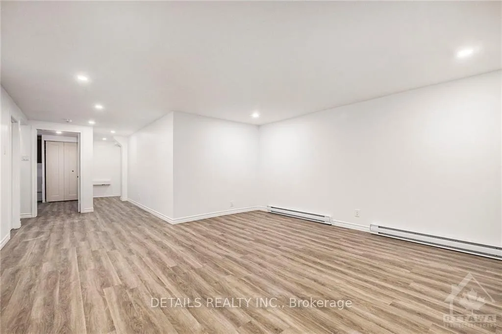 Photo 18 of 2090 Prince Charles Road, Ottawa, Carlingwood — HOMEH