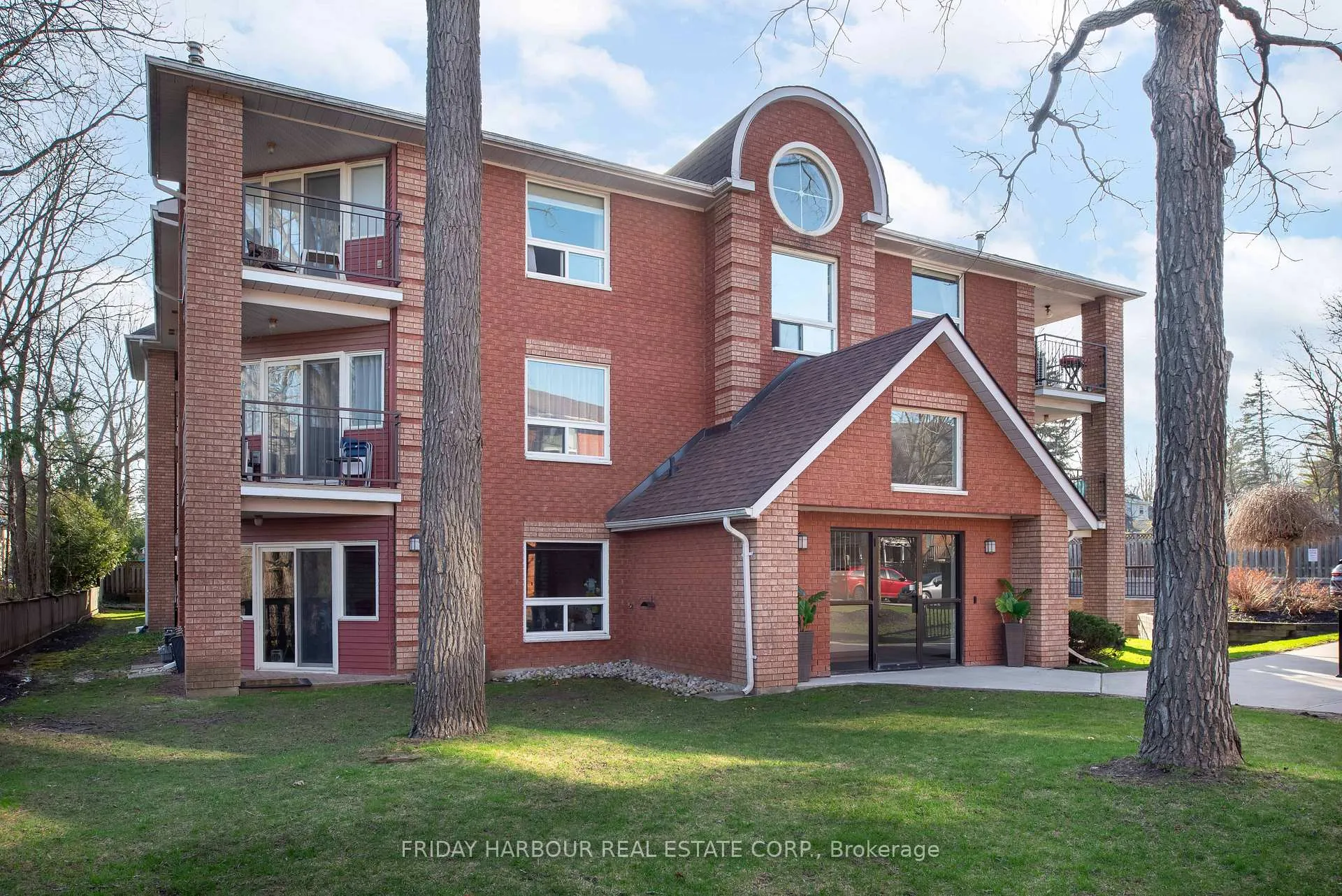 Photo 27 of Unit 206, 131 Clapperton Street, Barrie, Wellington — HOMEH