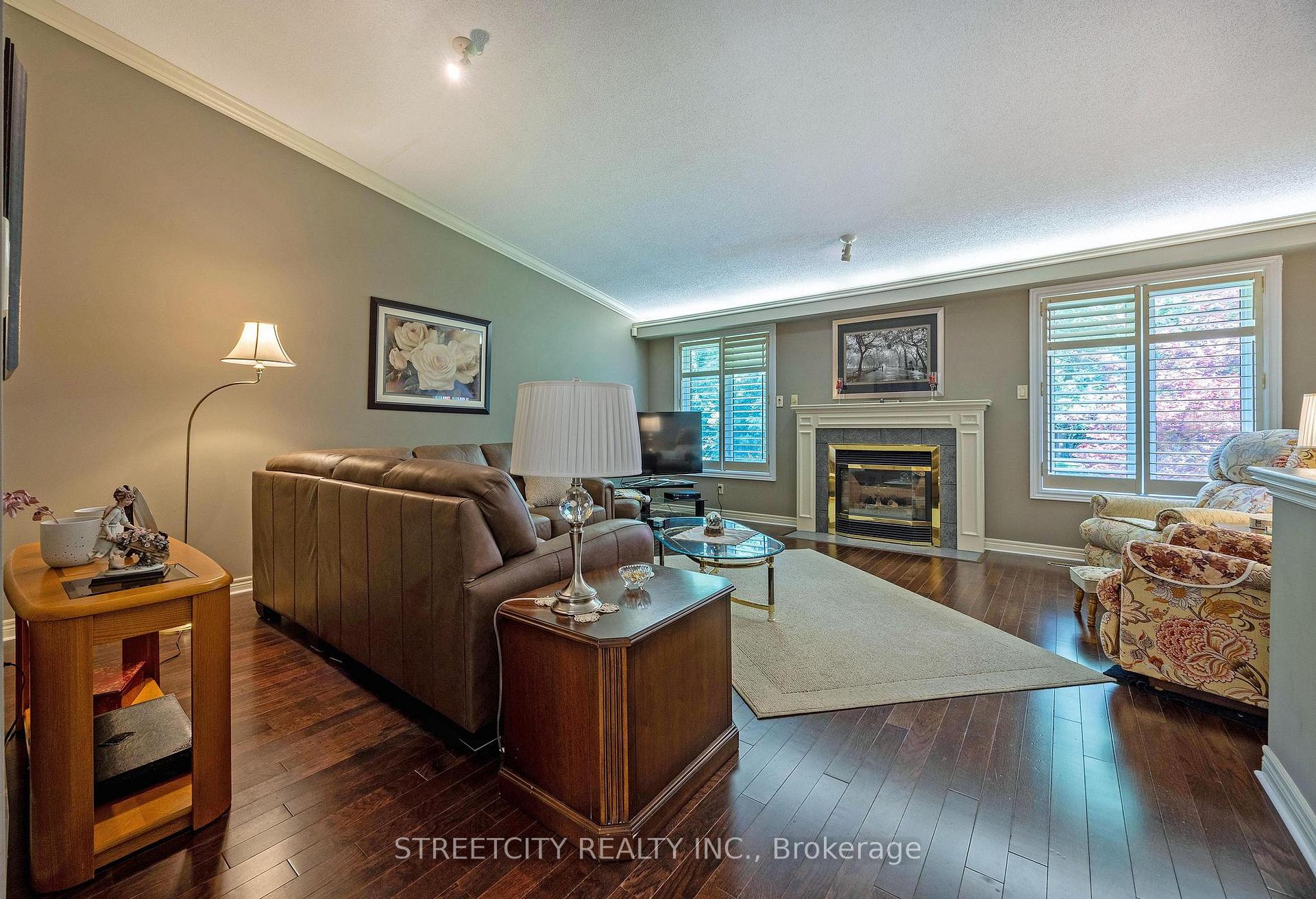 Photo 10 of Unit 8, 445 Riverside Drive, London, North N — HOMEH