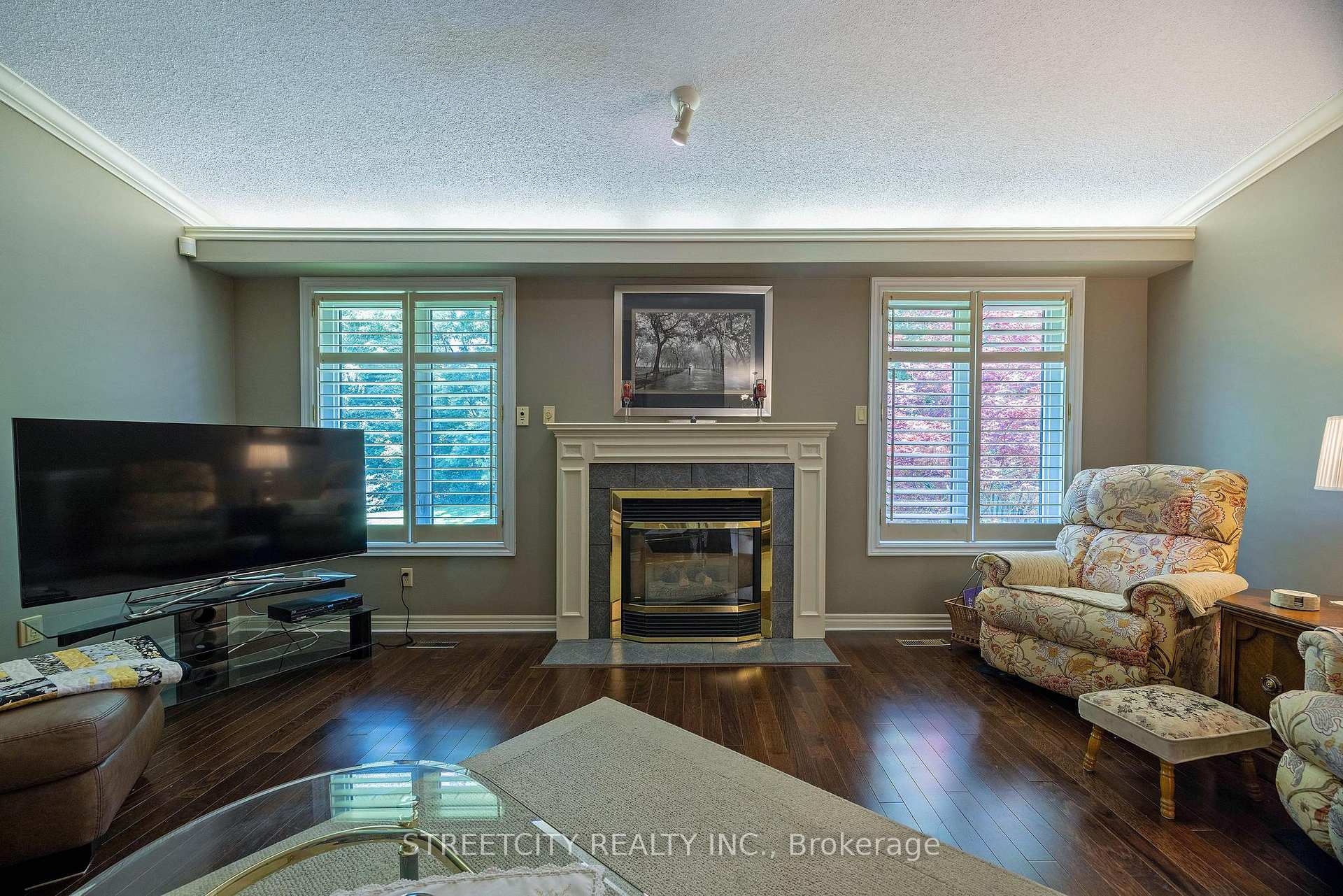 Photo 12 of Unit 8, 445 Riverside Drive, London, North N — HOMEH