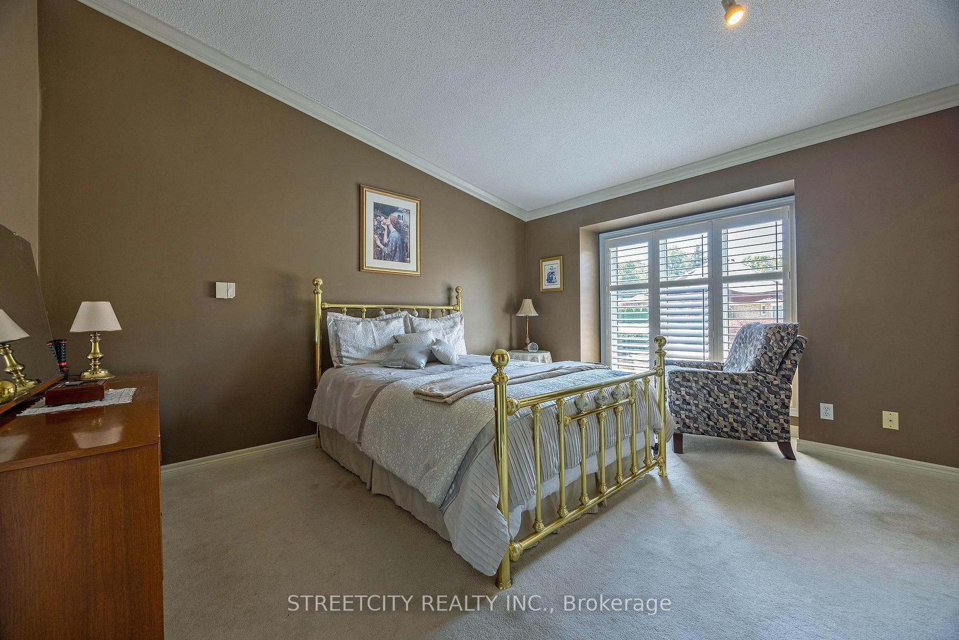 Photo 14 of Unit 8, 445 Riverside Drive, London, North N — HOMEH